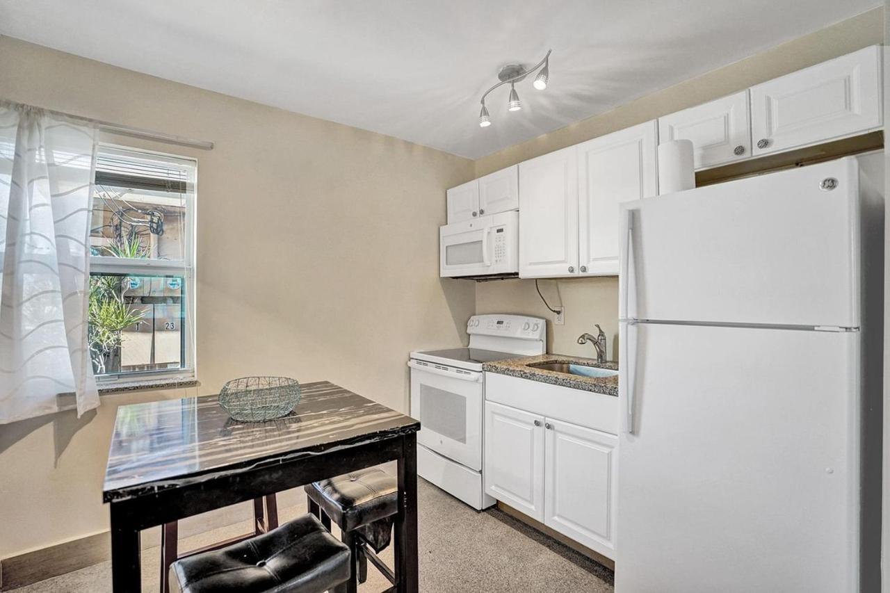 Downtown Hollywood Holiday Retreat Dania Beach Διαμέρισμα Εξωτερικό φωτογραφία