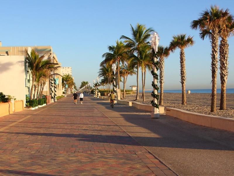 Downtown Hollywood Holiday Retreat Dania Beach Διαμέρισμα Εξωτερικό φωτογραφία